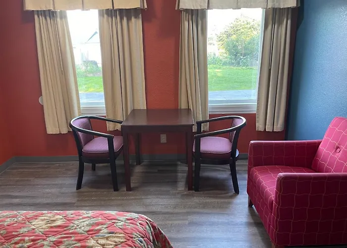 Kenwood Court Motel